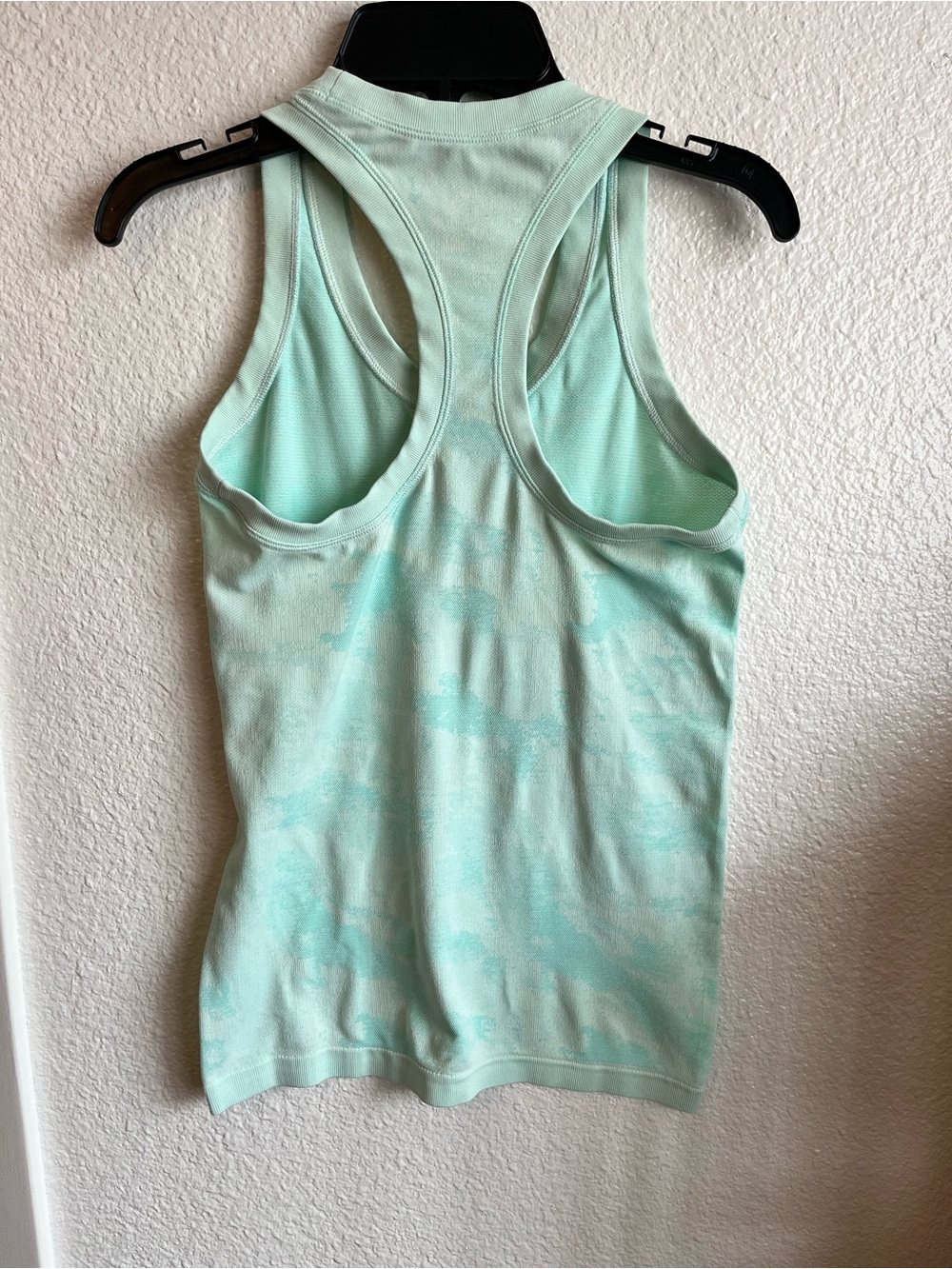 Athleta Tank Top - Picture 2 of 3
